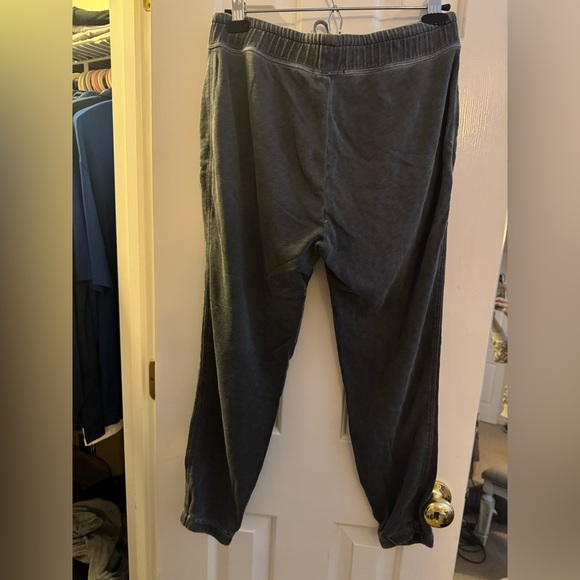 James Perse Charcoal Jogger Pants - Picture 2 of 4